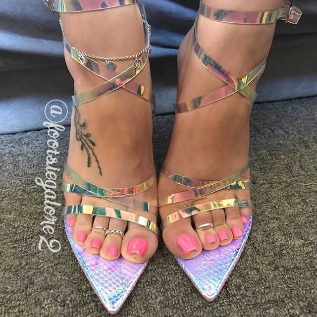 Sexy diosa de los pies 144
 #94012836