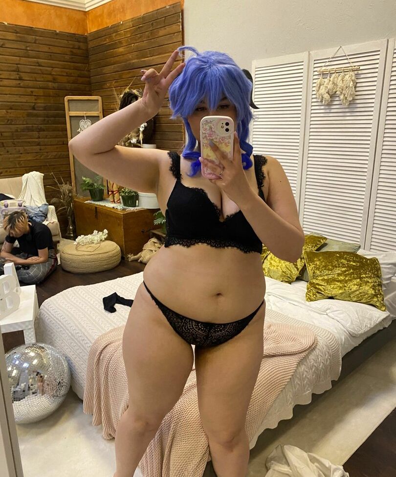 Mintosylveon nude #108043049