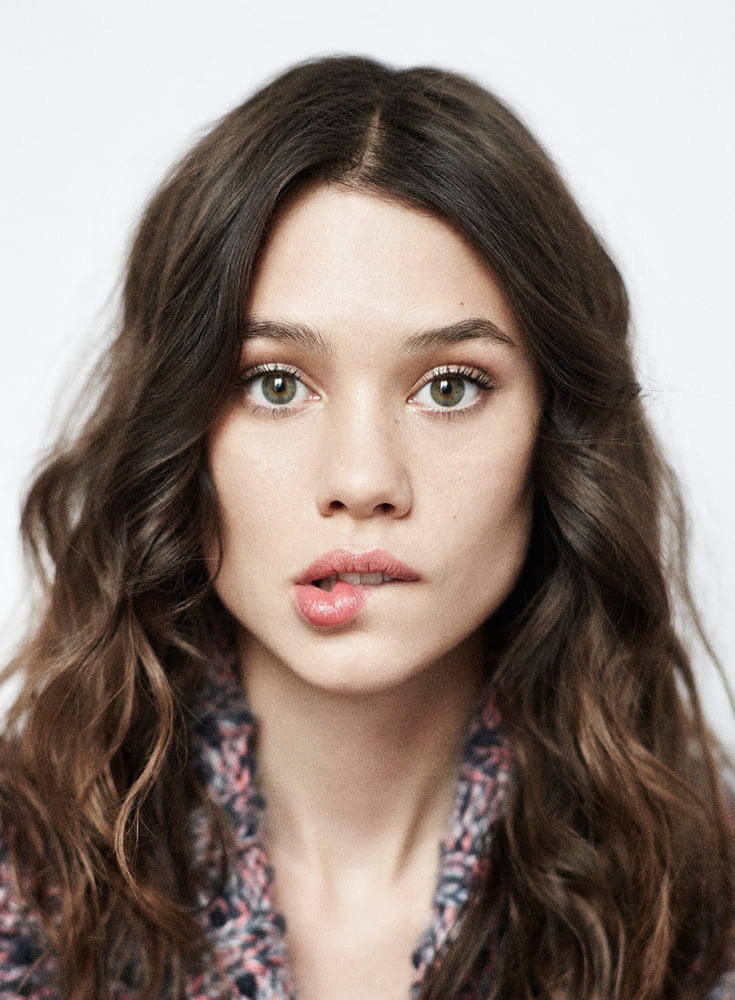 Astrid Berges-Frisbey #91998432