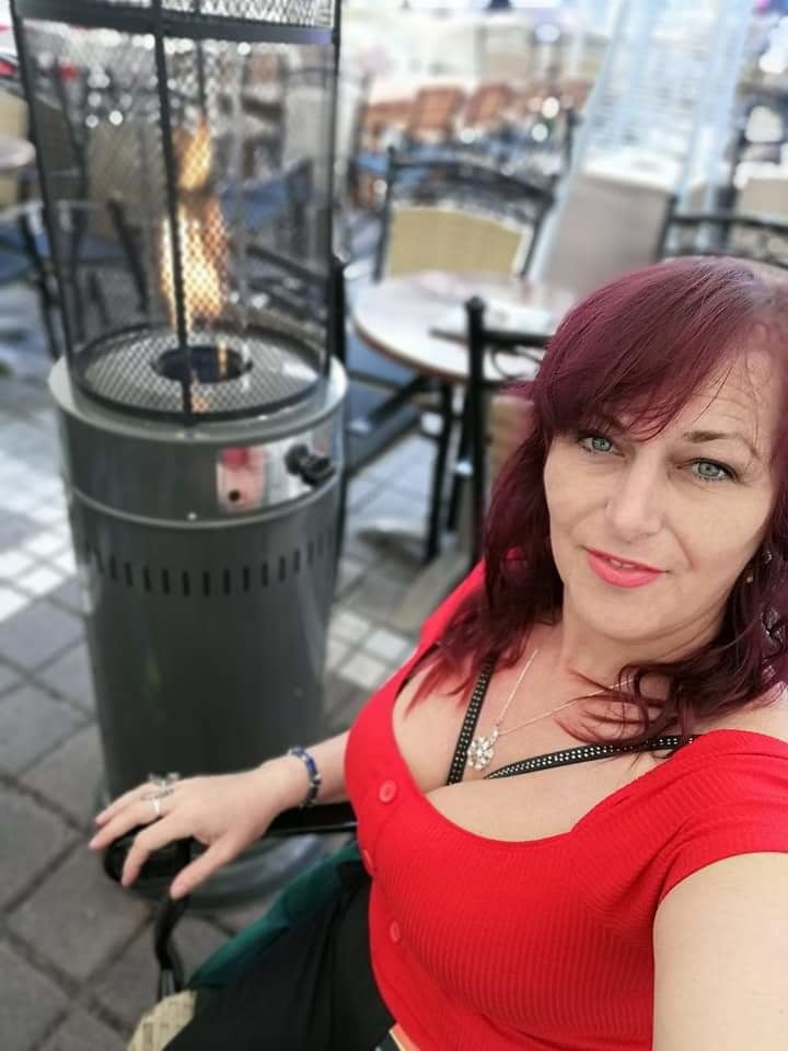 Facebook milfs
 #98710851