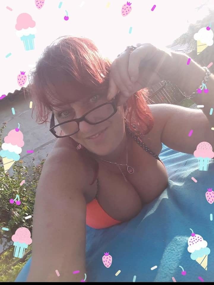 Facebook milfs
 #98710868