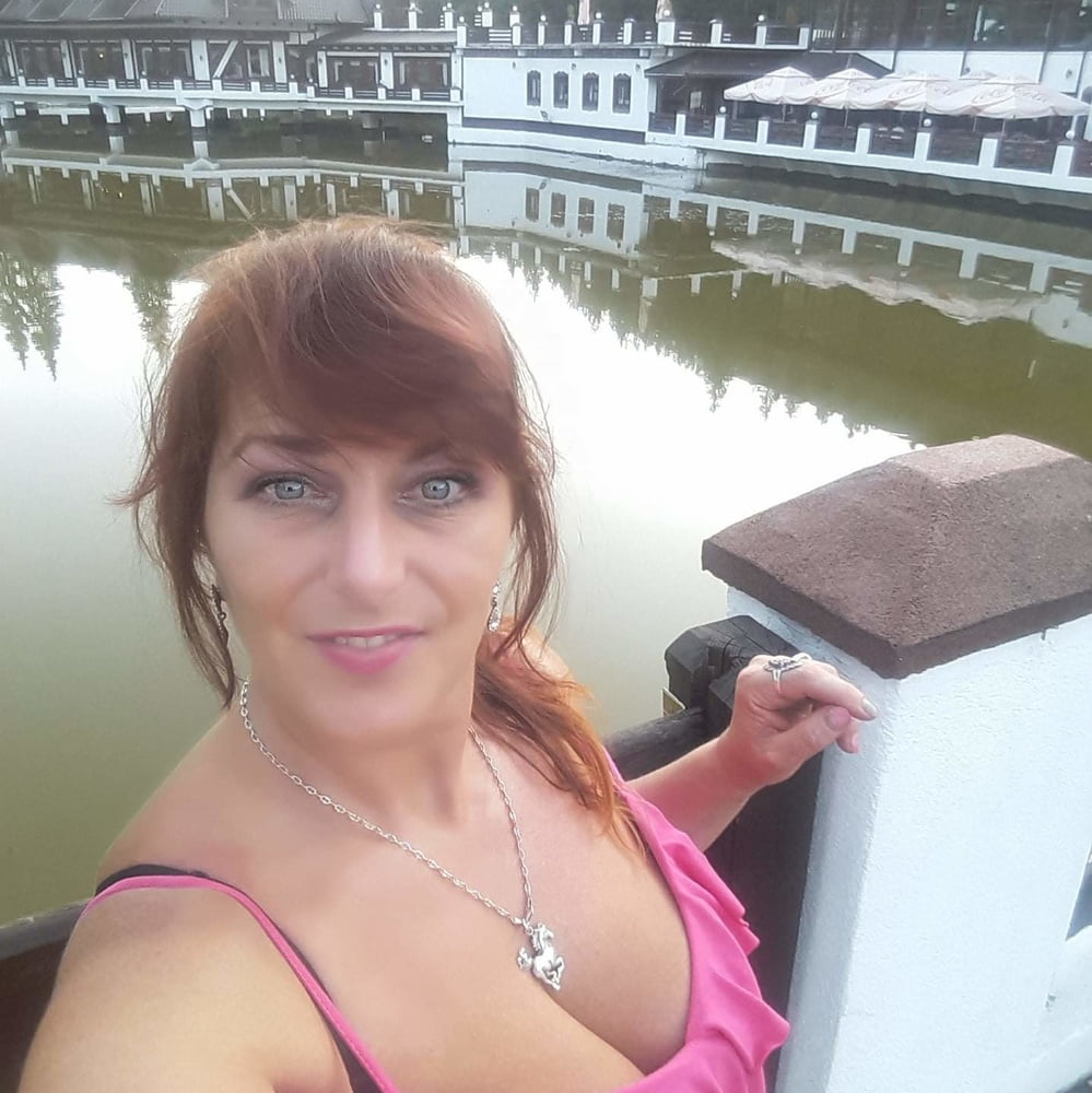 Facebook milfs
 #98710900