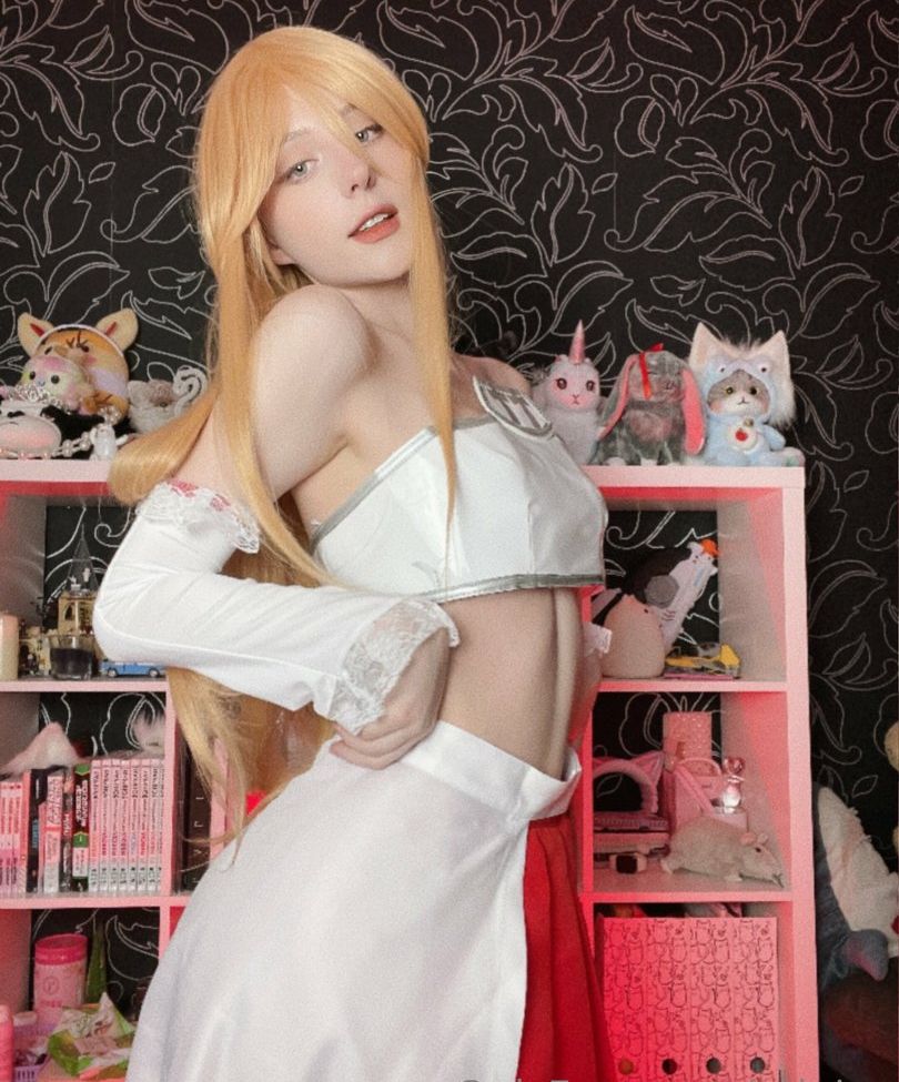 Tulpina desnuda #107931315