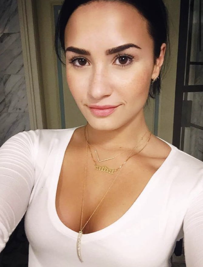 Demi Lovato #92859387