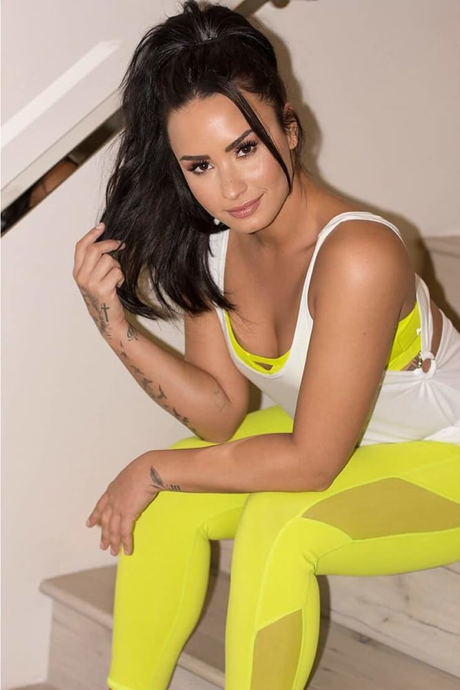 Demi Lovato #92859599