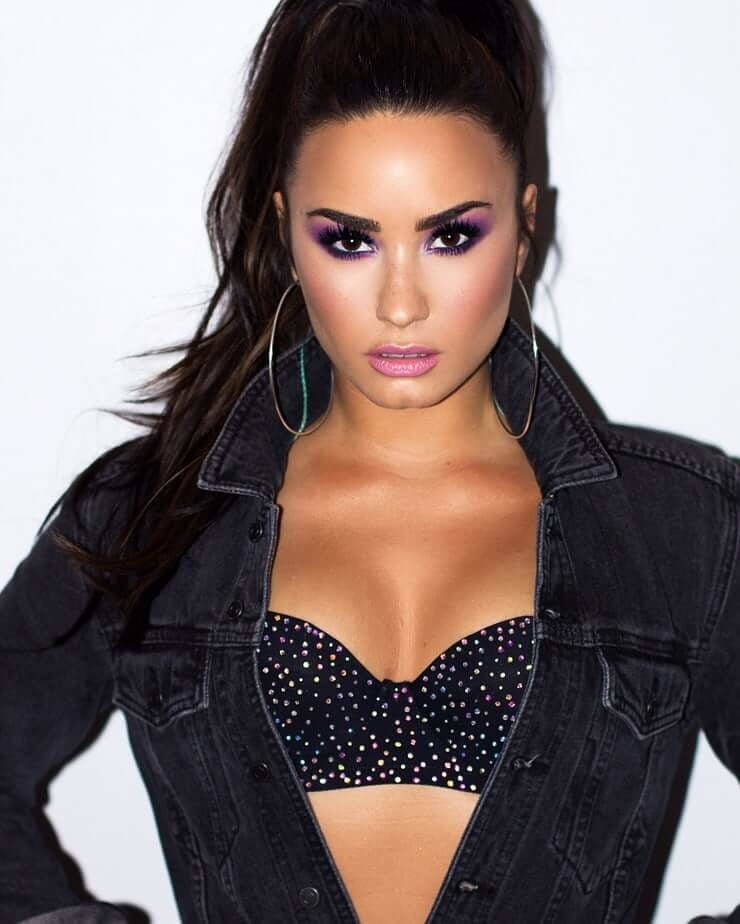 Demi Lovato #92859602