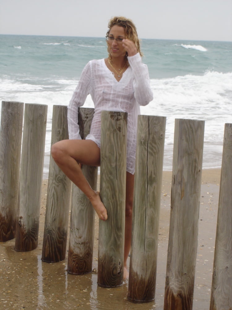 Jessica Fernandes #94518990