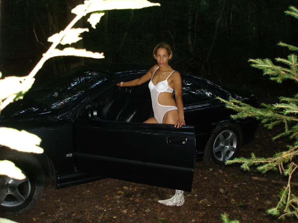 Jessica Fernandes #94519709