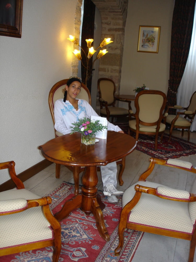 Jessica Fernandes #94520961