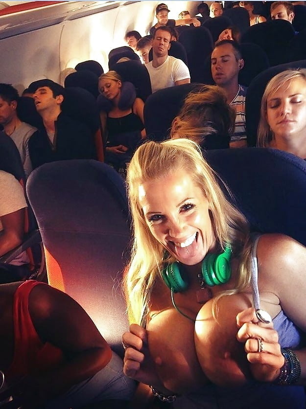 Flashing at 40000FT high. Send in your own pics to add also! #89505077