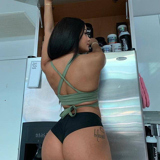 On Instagram- katyaelisehenry #97169729