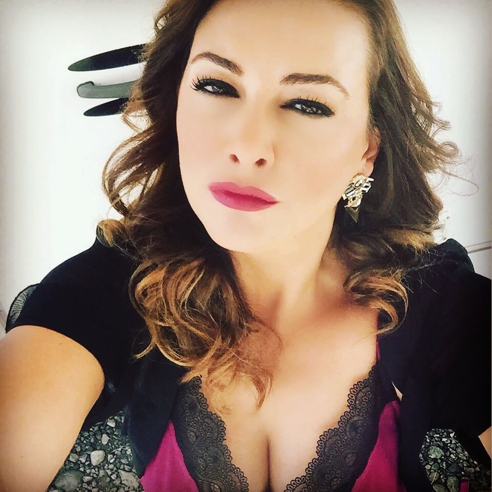 Ayçin inci seksi