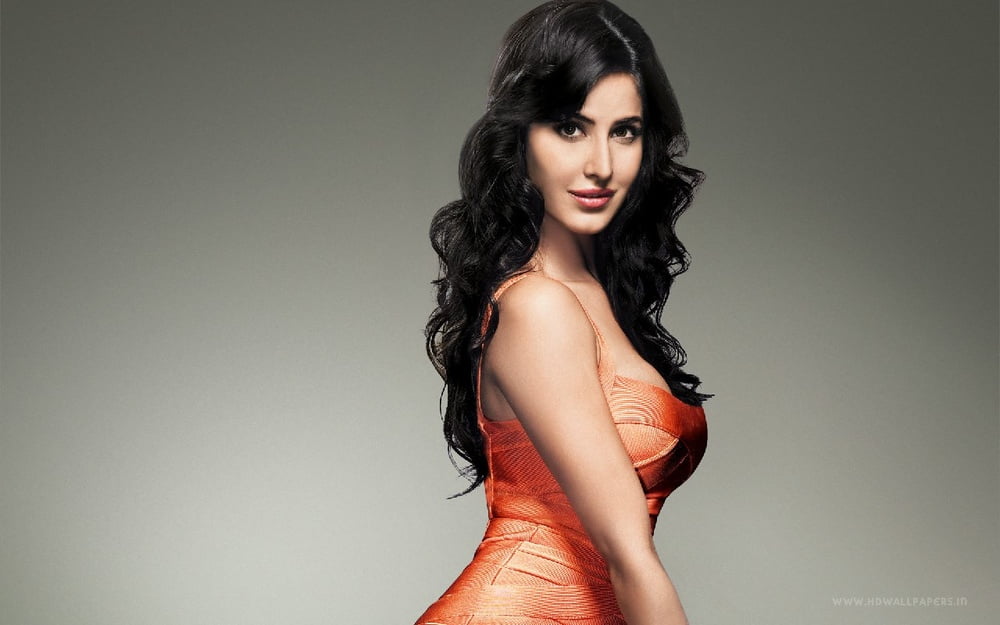 Katrina kaif
 #89982656