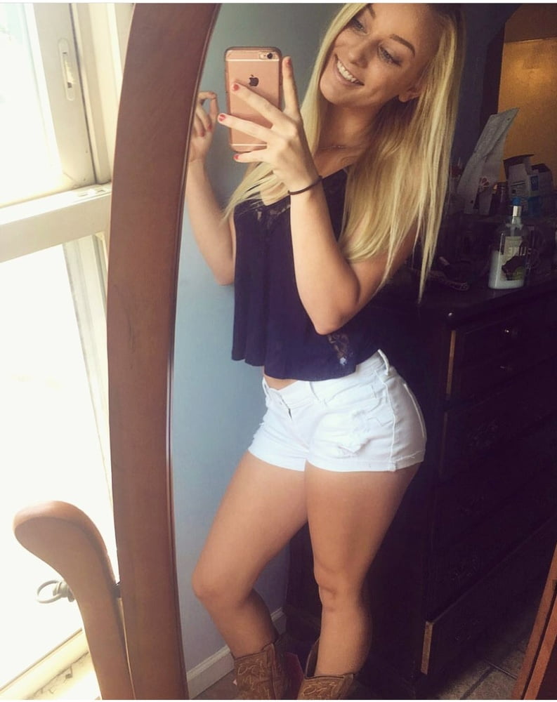 このブロンドは完全にキープされている
 #104527262