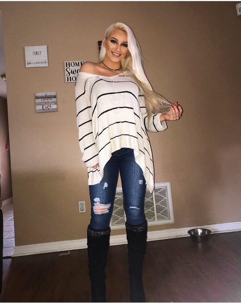 このブロンドは完全にキープされている
 #104527279