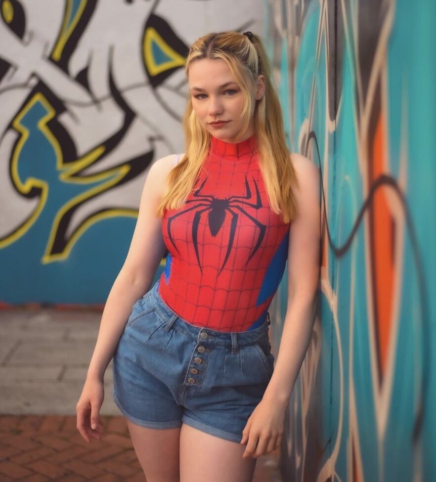 Nomi Teee desnuda #108969697