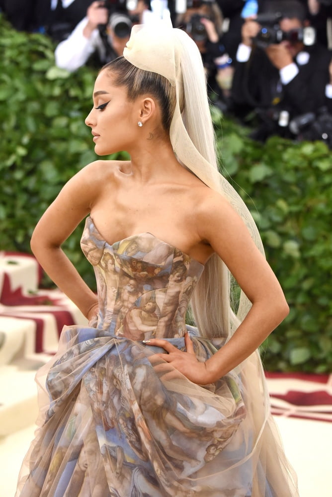 The Queen of Fairy Tales - Ariana Grande #95664765