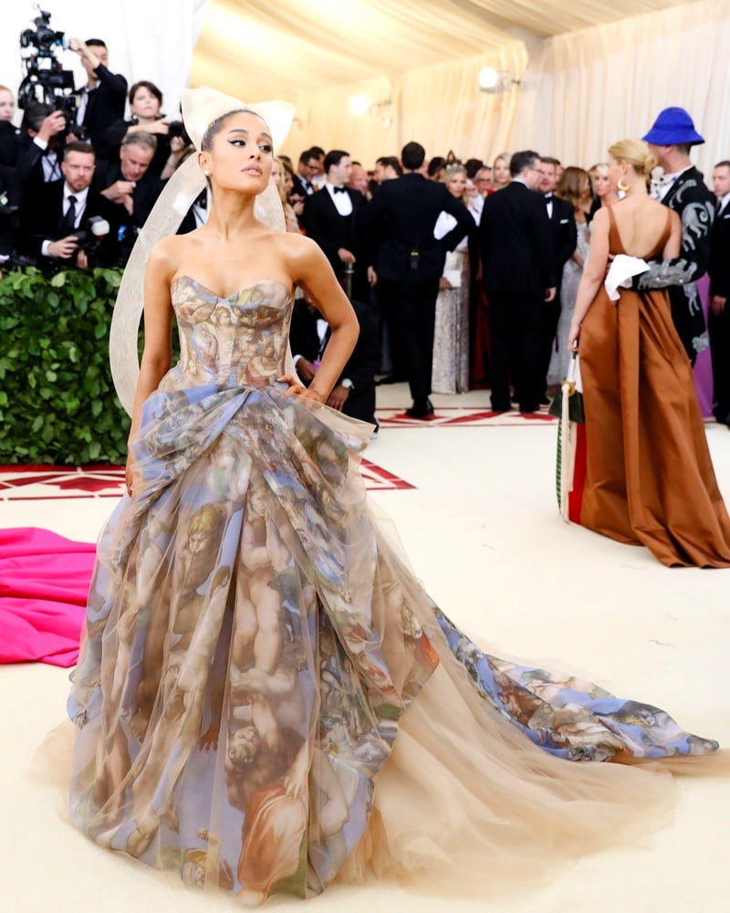 The Queen of Fairy Tales - Ariana Grande #95664768