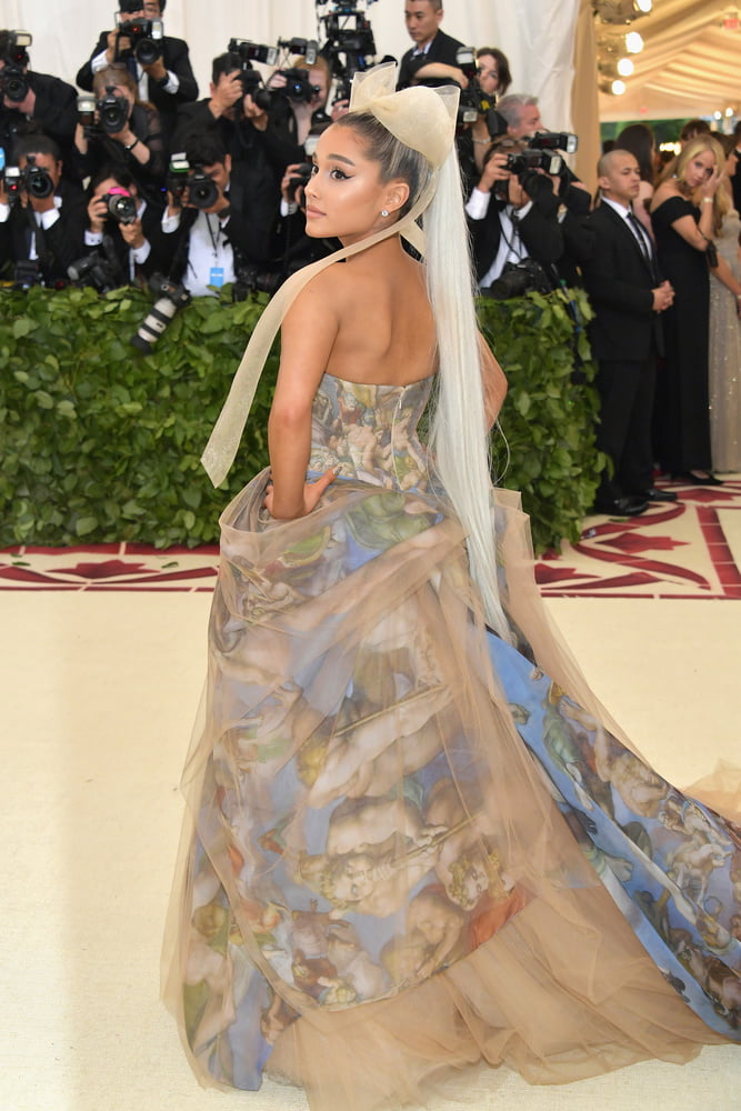 The Queen of Fairy Tales - Ariana Grande #95664846