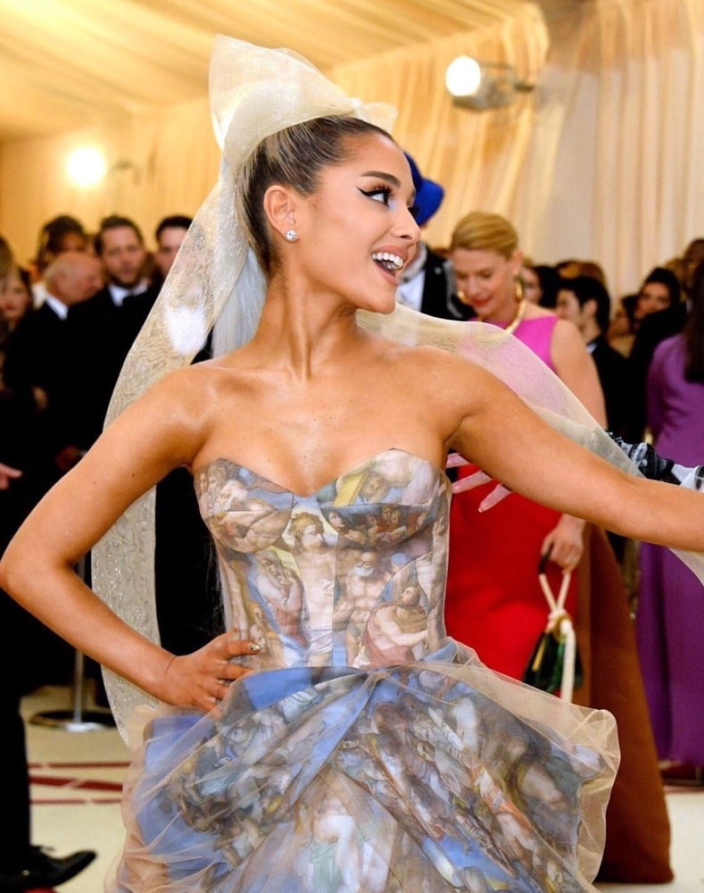 The Queen of Fairy Tales - Ariana Grande #95664975