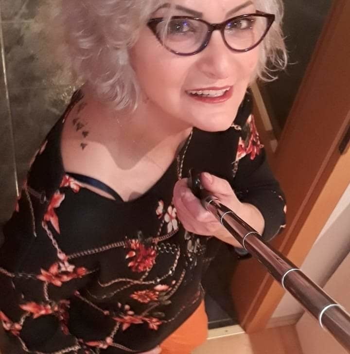 Facebook milfs #101116299