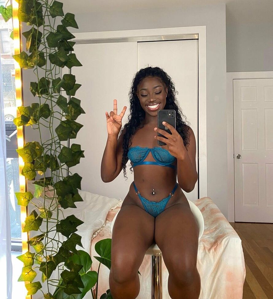 Bribriann6722 nude #108357864