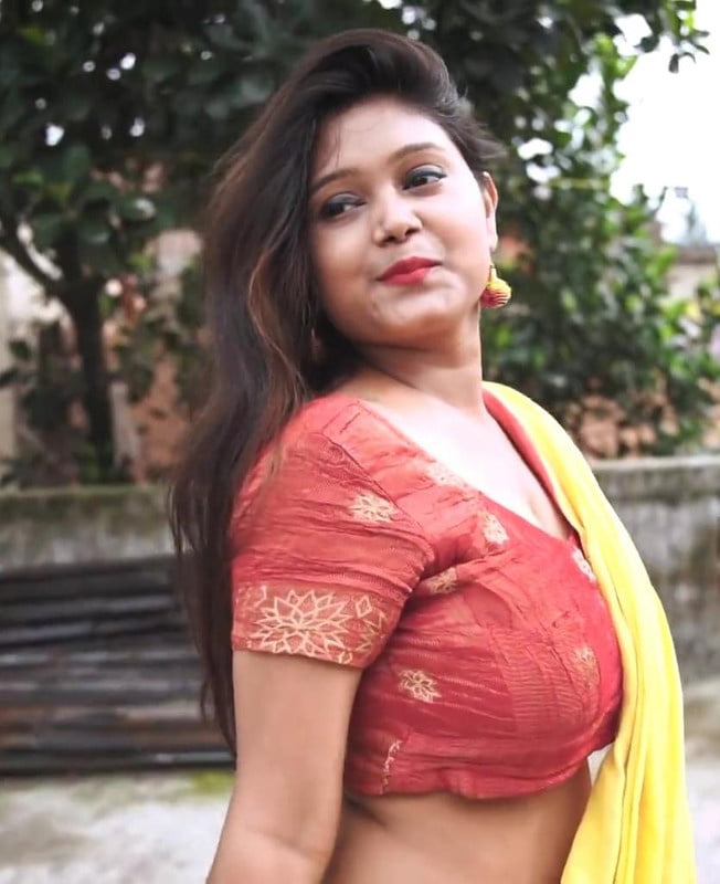 BENGALI Saree lover girl suporna #102730339