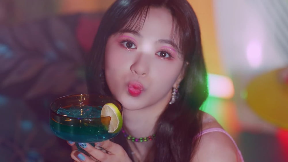 K-Pop Facial Screencaps #81706987