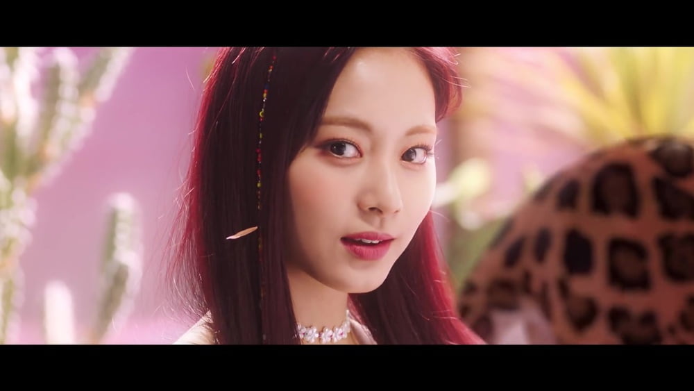 K-Pop Facial Screencaps #81707018