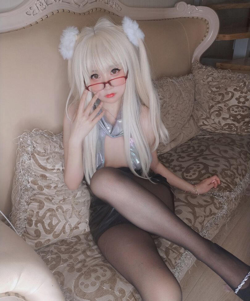 YaoYaoQwQ nackt #109132281