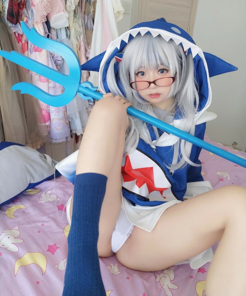 YaoYaoQwQ nackt #109132329