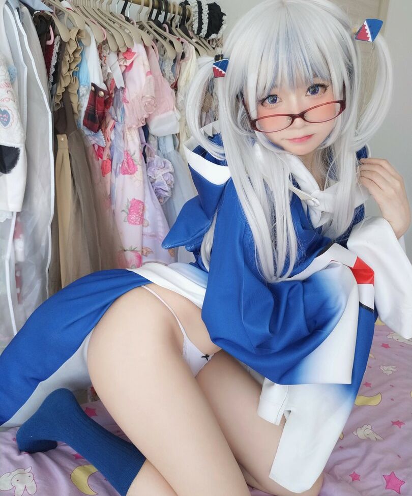 YaoYaoQwQ nackt #109132352