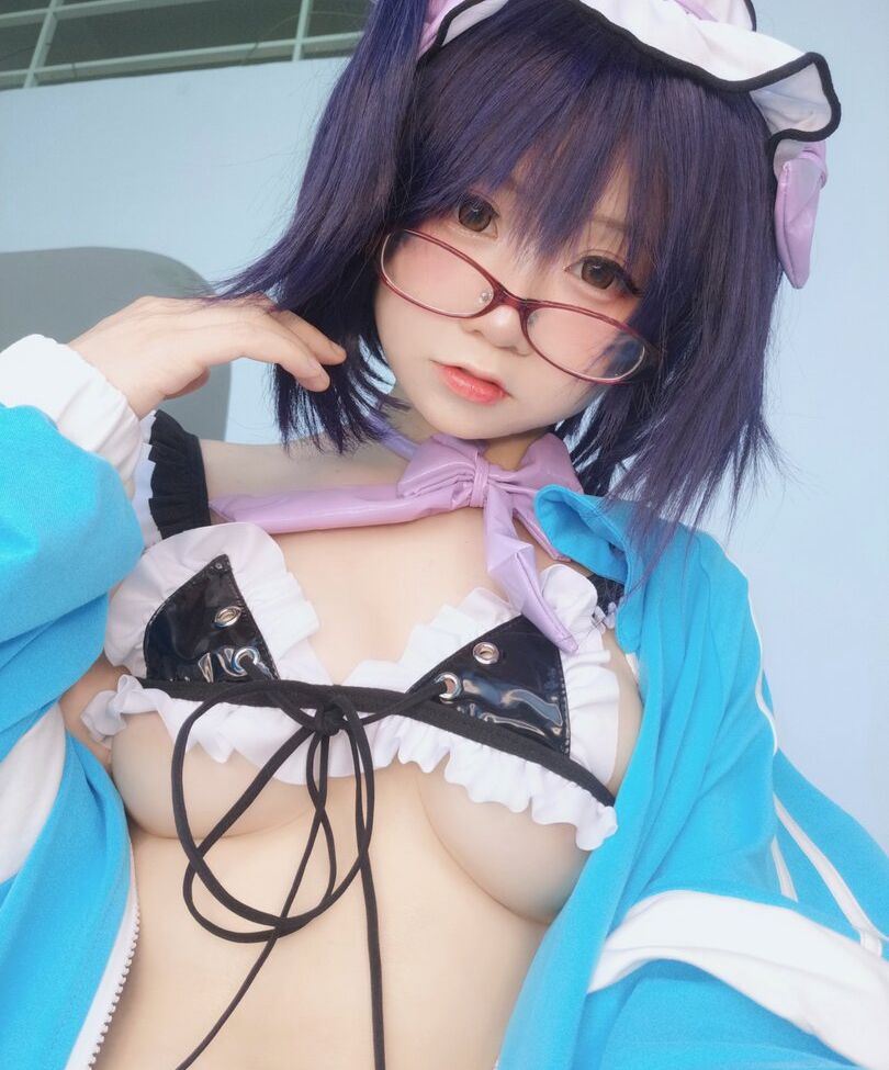 YaoYaoQwQ nackt #109132601