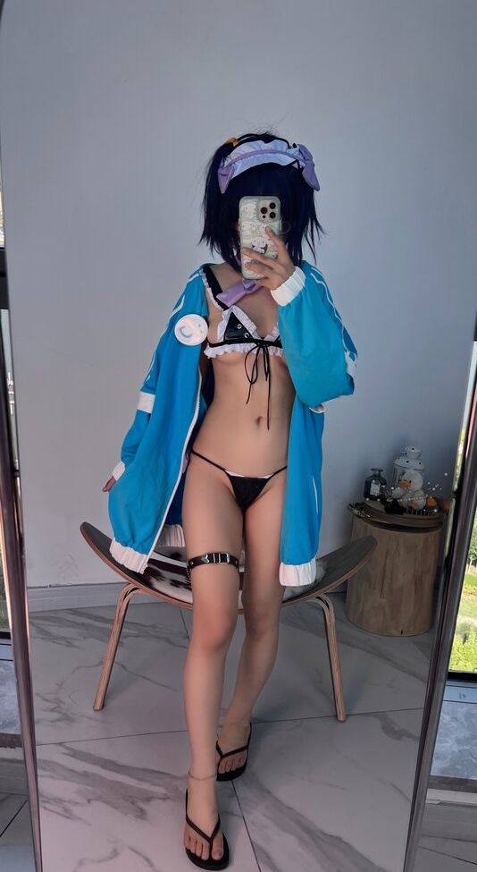 YaoYaoQwQ nackt #109132608