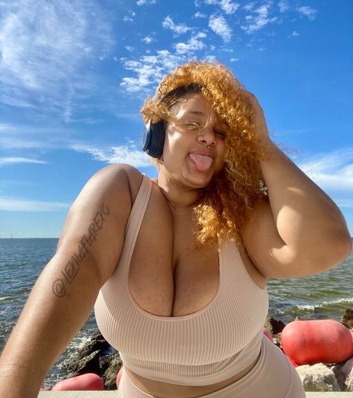 Lexilaflarexo nude #109222482