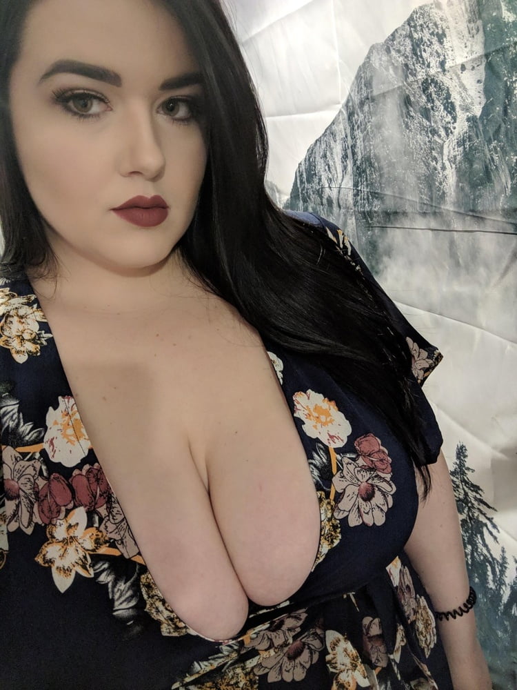 Sexy como puta gorda de mierda con tetas enormes
 #103763682