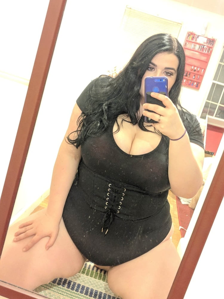 Sexy como puta gorda de mierda con tetas enormes
 #103763684