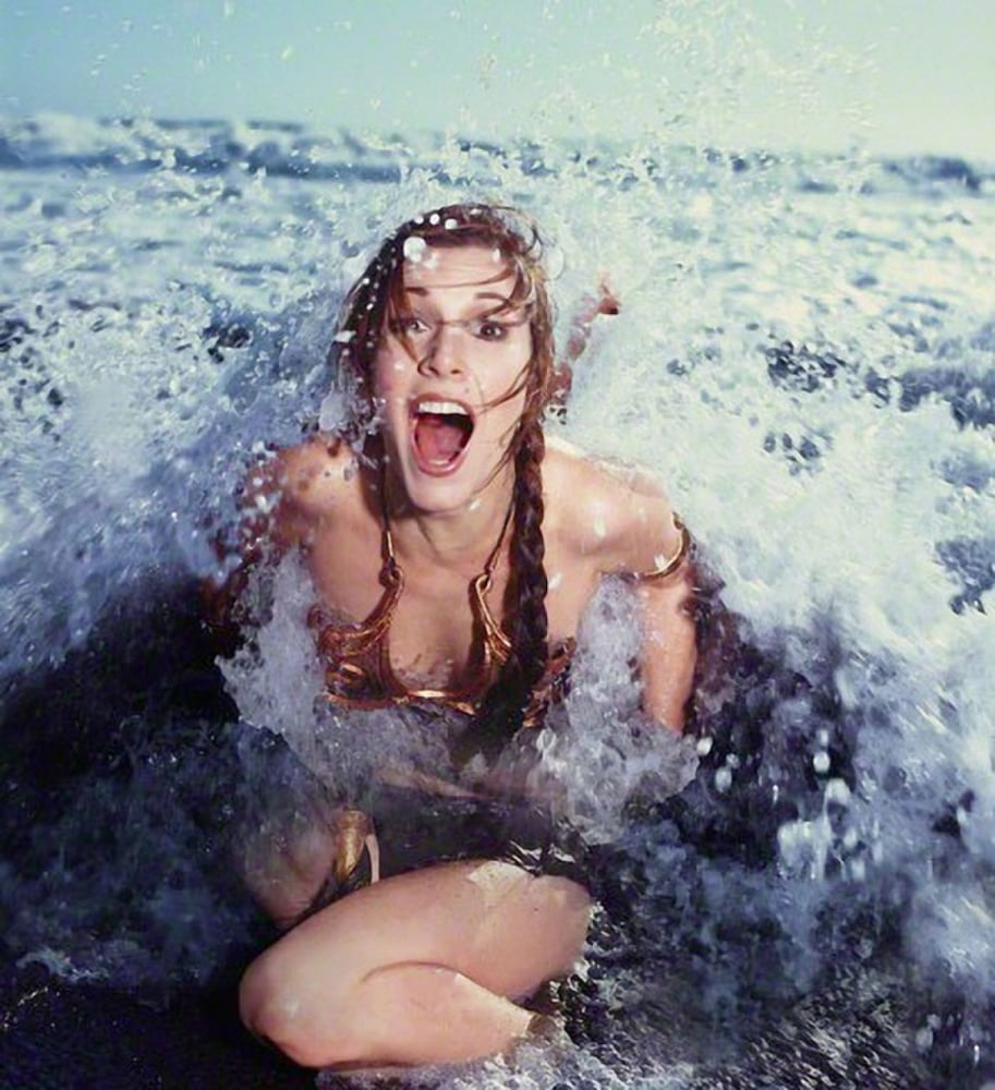 Carrie Fisher (Leia) #92510805