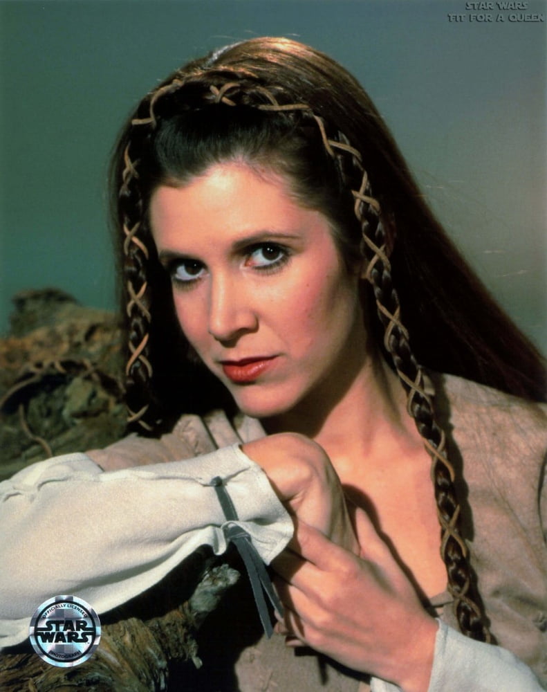 Carrie Fisher (Leia) #92510824