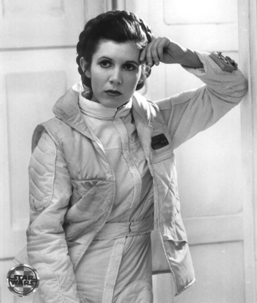 Carrie Fisher (Leia) #92510849