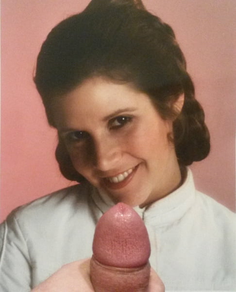 Carrie Fisher (Leia) #92510992