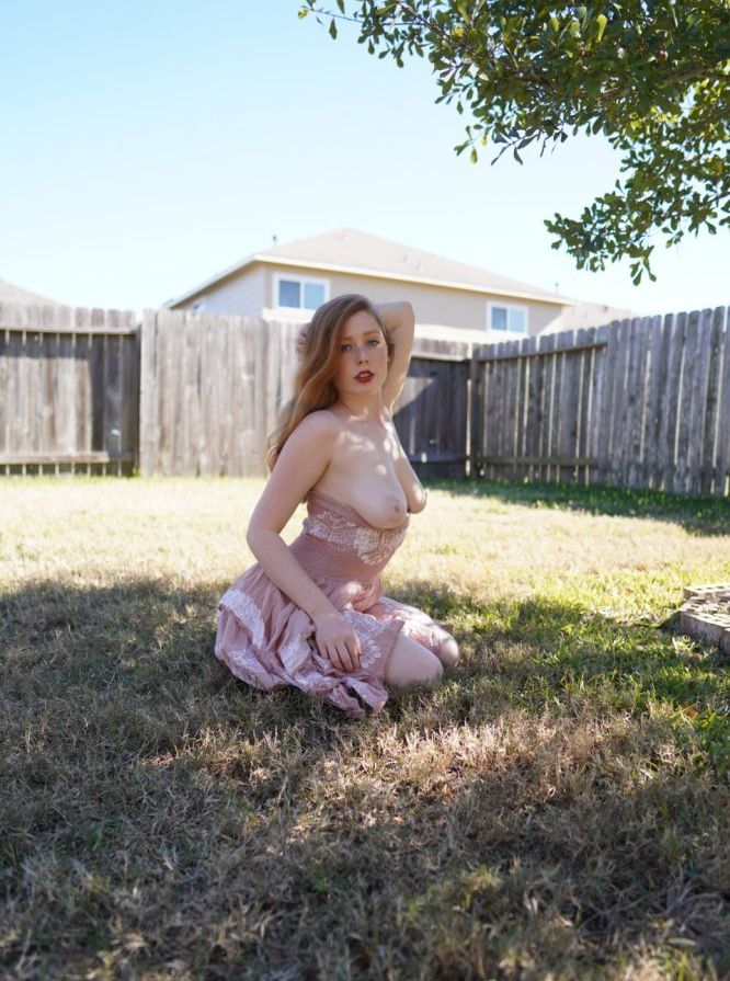 Cera Foxe desnuda #108092652