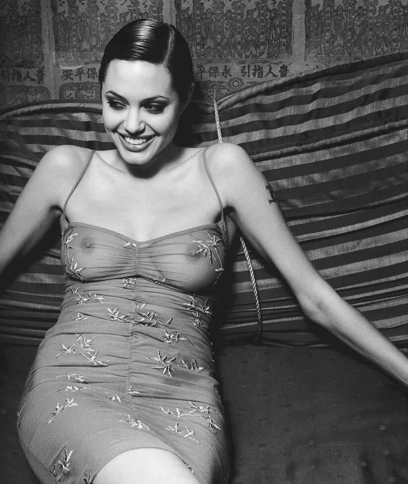 Angelina Jolie nude #109183653
