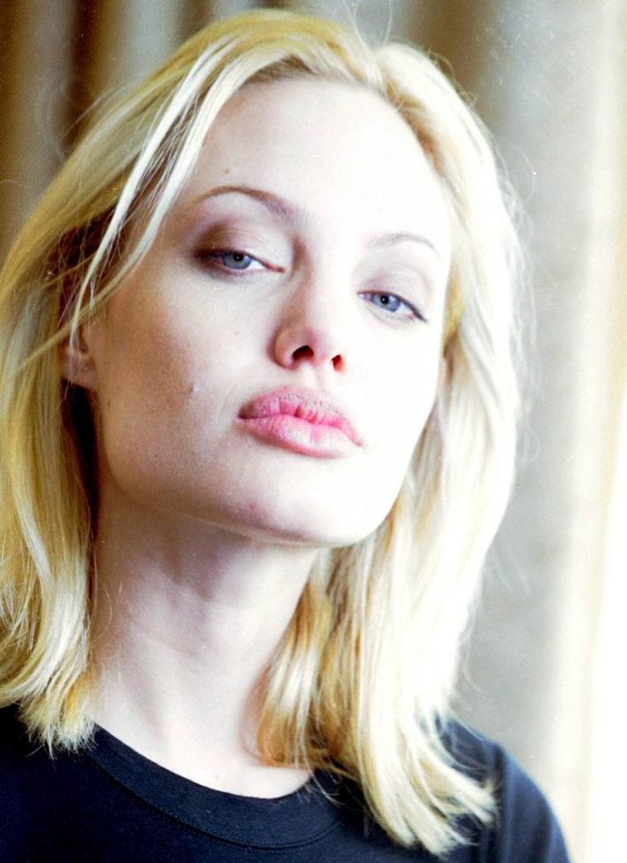 Angelina Jolie nude #109183723