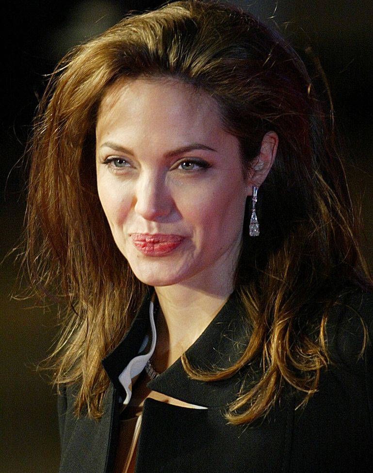 Angelina Jolie nude #109183749