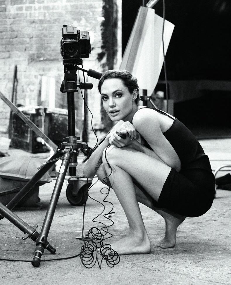 Angelina Jolie nude #109183814