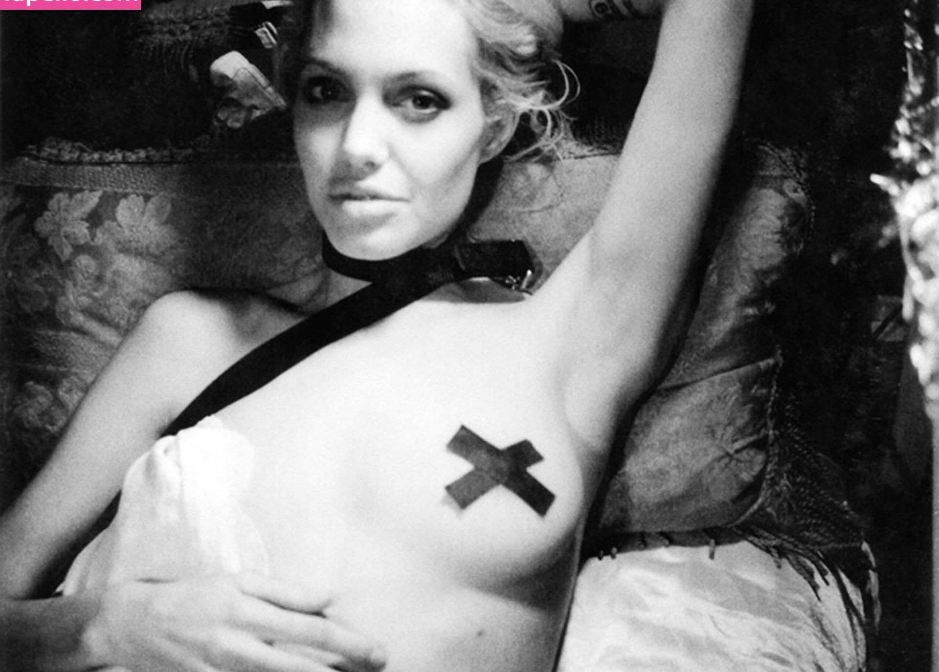 Angelina Jolie desnuda #109183838