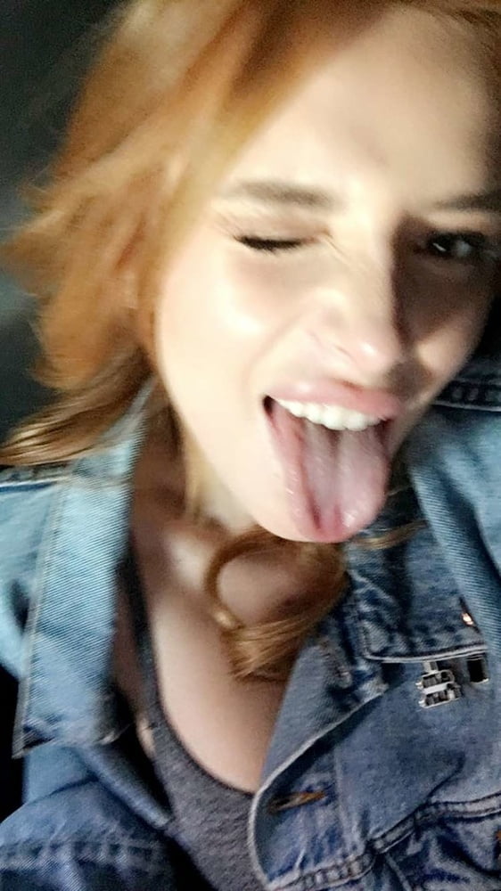 Bella Thorne hot bitch tongue #89682586