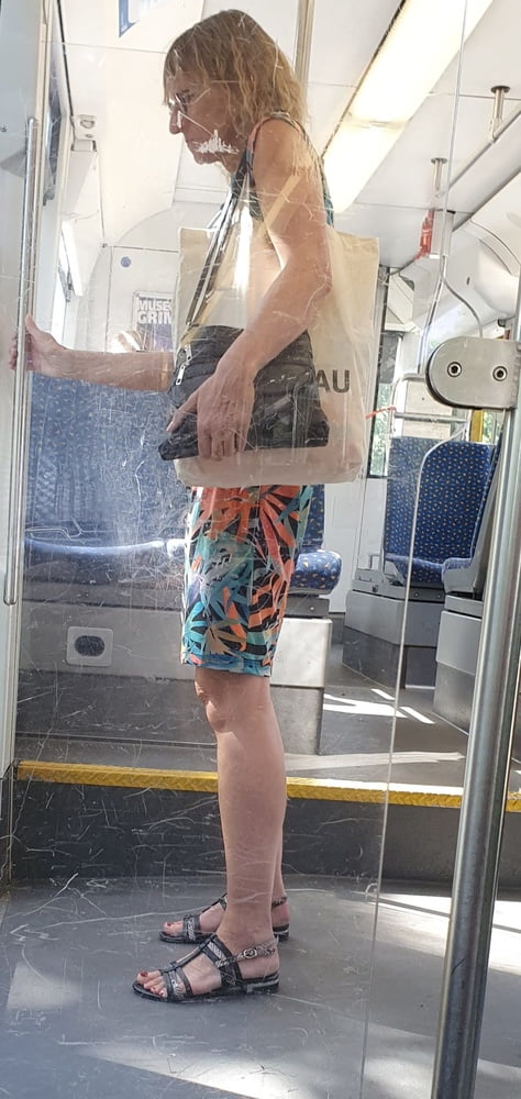 Voyeur 2020-1 #88524624