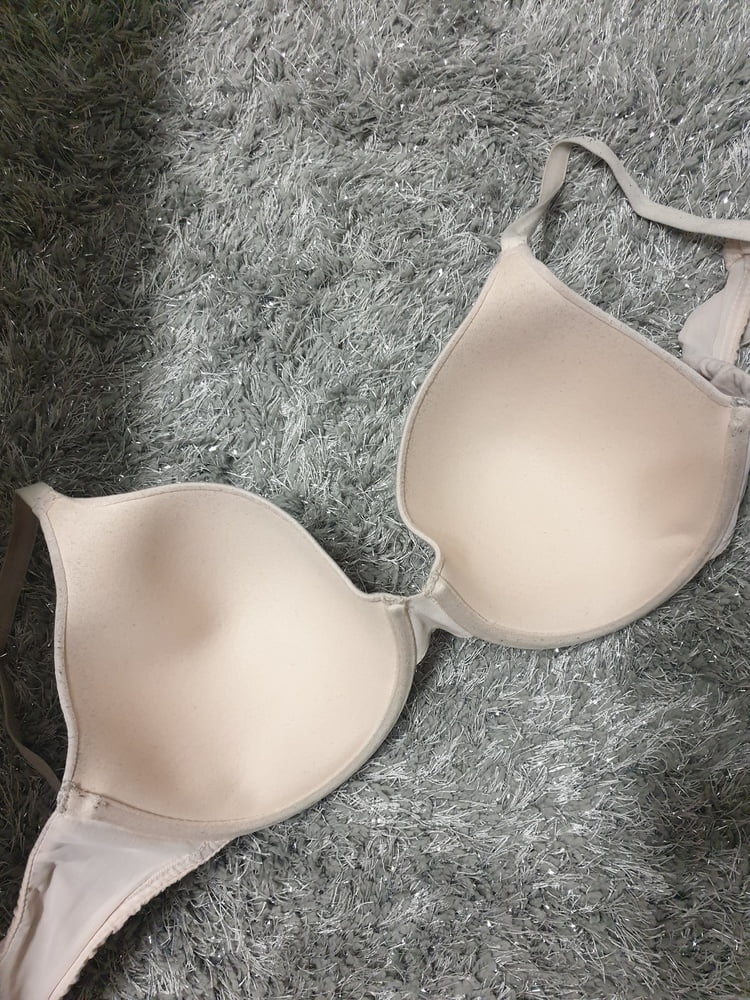My Sisters 34DD Bras #95947636
